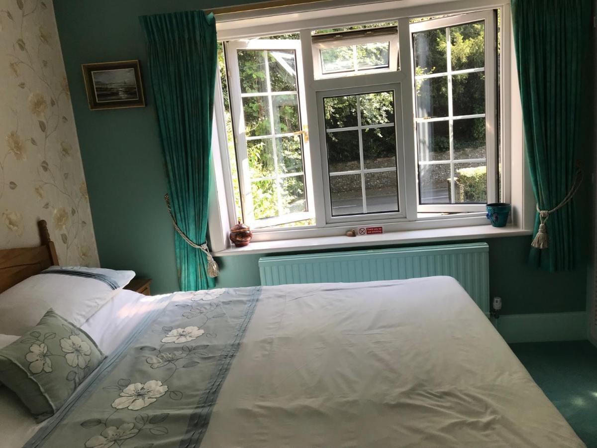 Chart House Bed And Breakfast Dorking Exterior foto